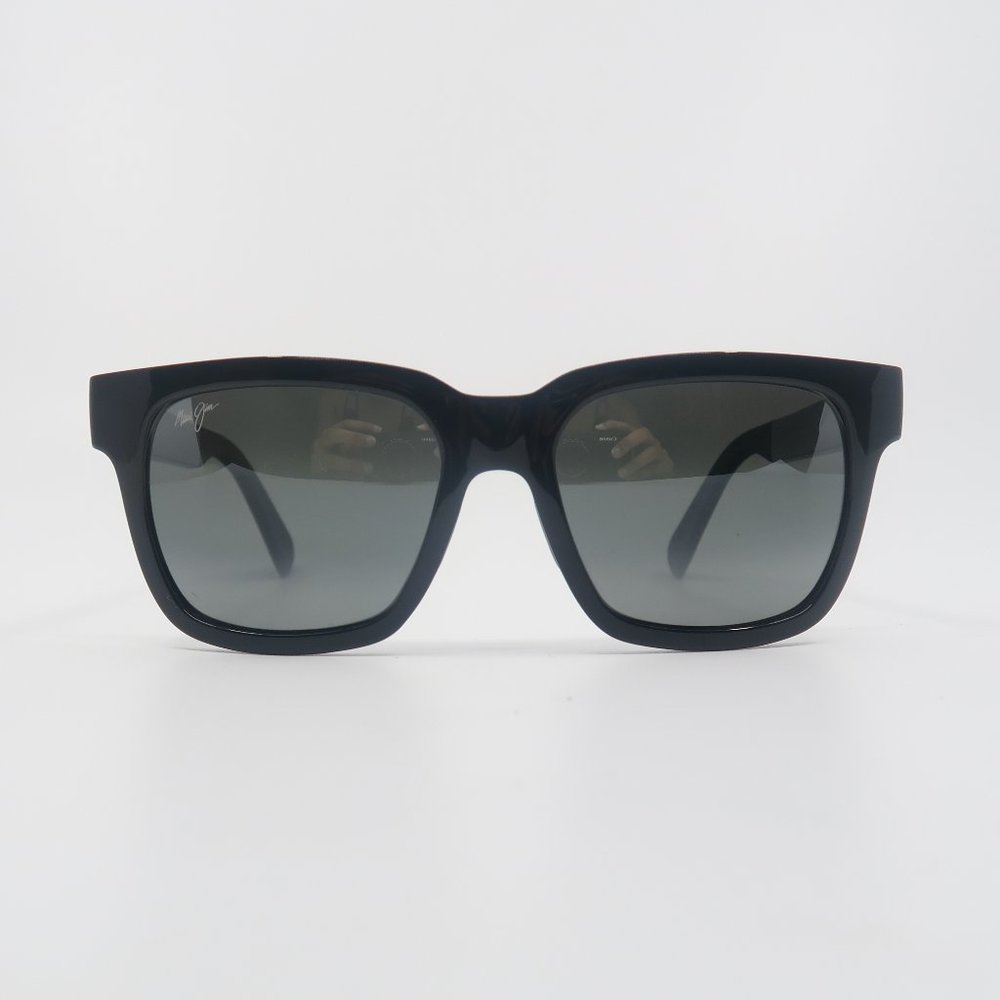 Maui Jim MONGOOSE MJ 540-02 Black/Grey Glass Polarized Sunglasses with defect - Picture 1 of 7